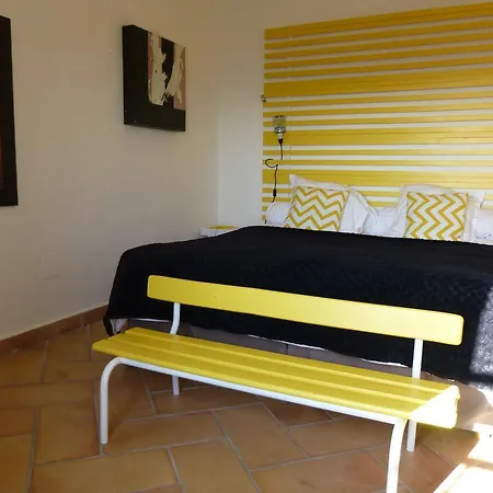 Castel Pierre Lisse Hyeres