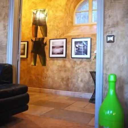 بيت ضيافة Castel Pierre Lisse Hyères
