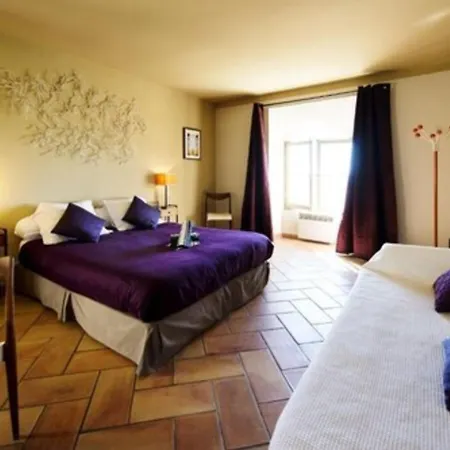 Castel Pierre Lisse 3* Hyères