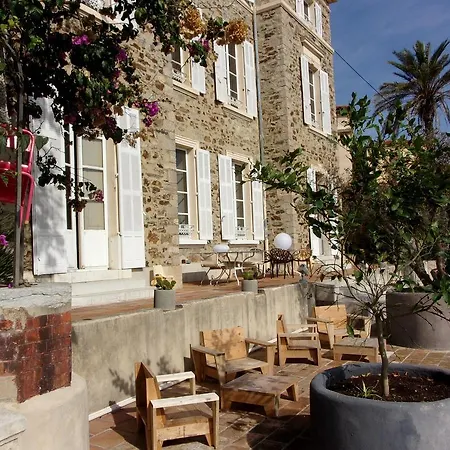Castel Pierre Lisse 3* Hyeres