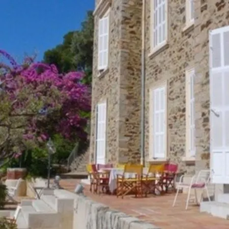 בית הארחה Castel Pierre Lisse