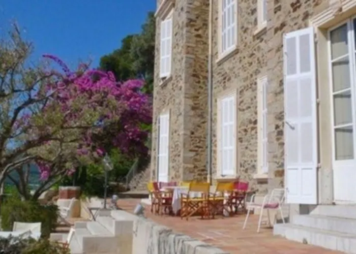 בית הארחה Castel Pierre Lisse