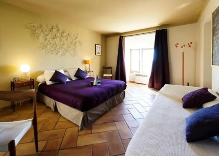 Castel Pierre Lisse 3* הייר